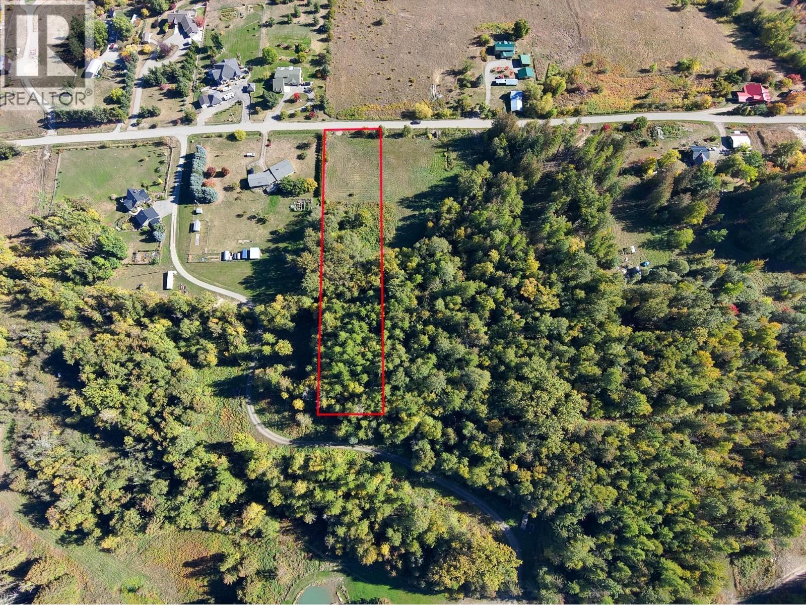 Lines are approximate - Lot 1 Simmons Road, Creston, BC