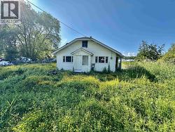 6063 9TH AVENUE Burnaby, BC V3N 2T4