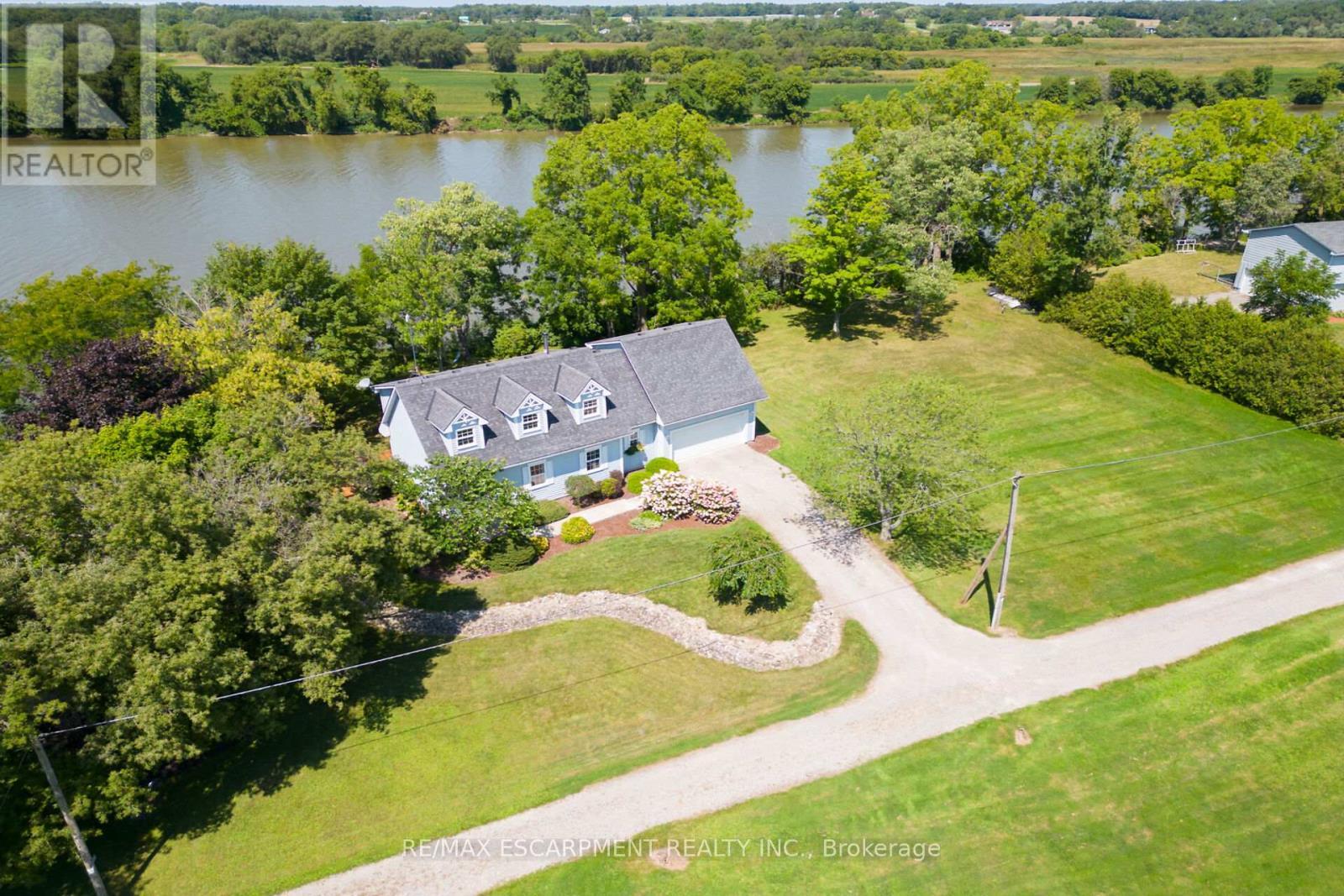 1042 River Road, Haldimand, ON - Outdoor With Body Of Water With View