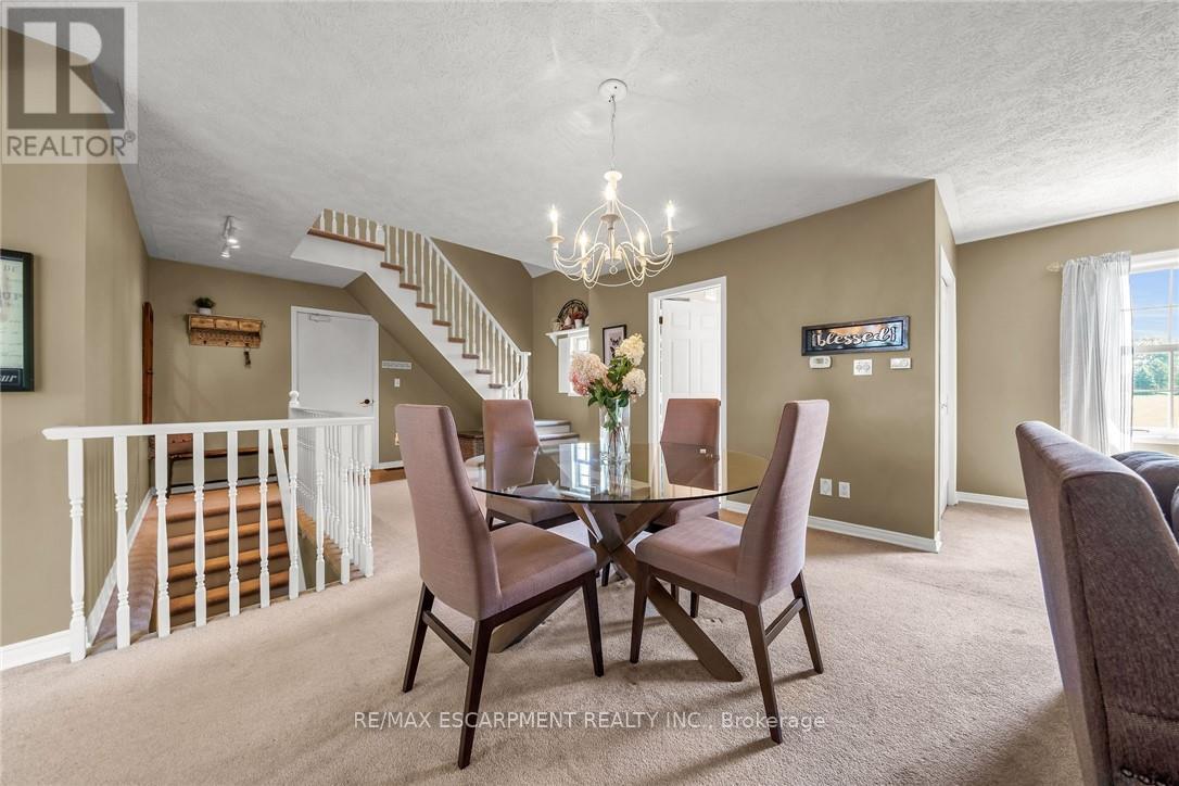 1042 River Road, Haldimand, ON - Indoor Photo Showing Dining Room