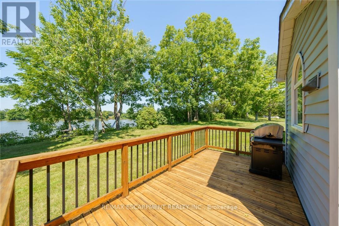1042 River Road, Haldimand, ON - Outdoor With Deck Patio Veranda With Exterior