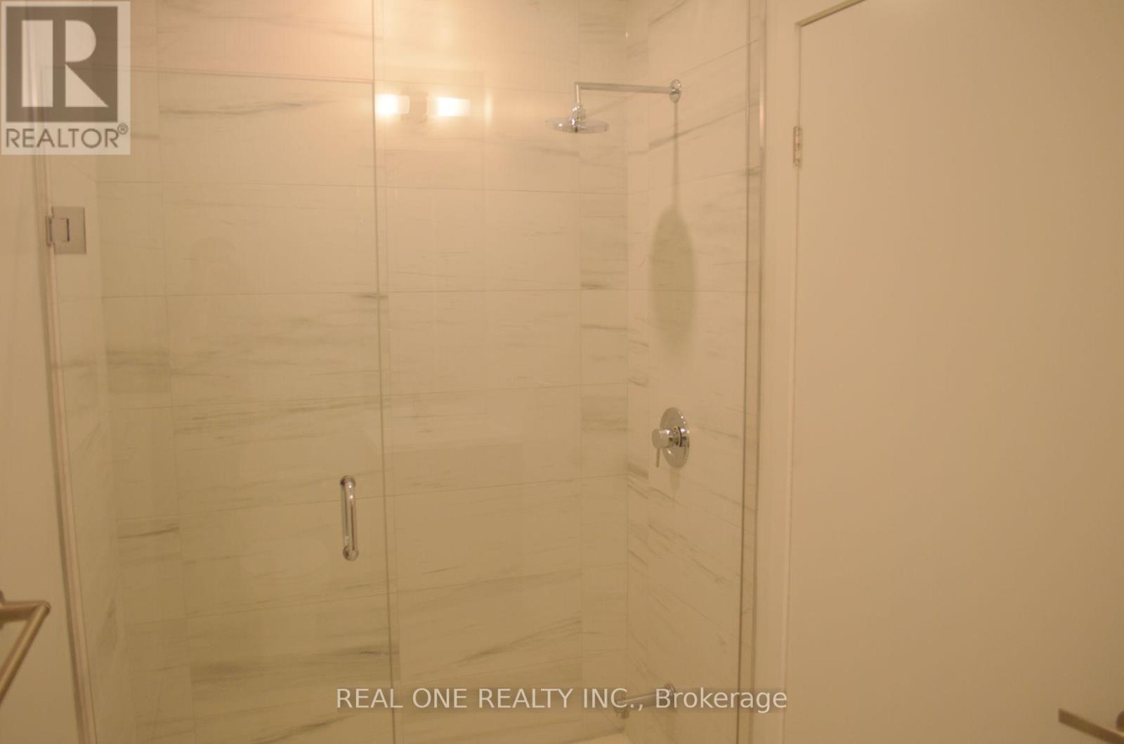 6906 - 138 Downes Street, Toronto, ON - Indoor Photo Showing Bathroom