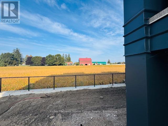 85 - 940 St David Street N, Centre Wellington (Fergus), ON - Outdoor