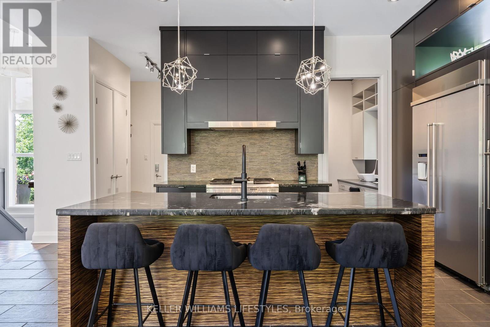 649 Valleystream Walk, London North (North R), ON - Indoor