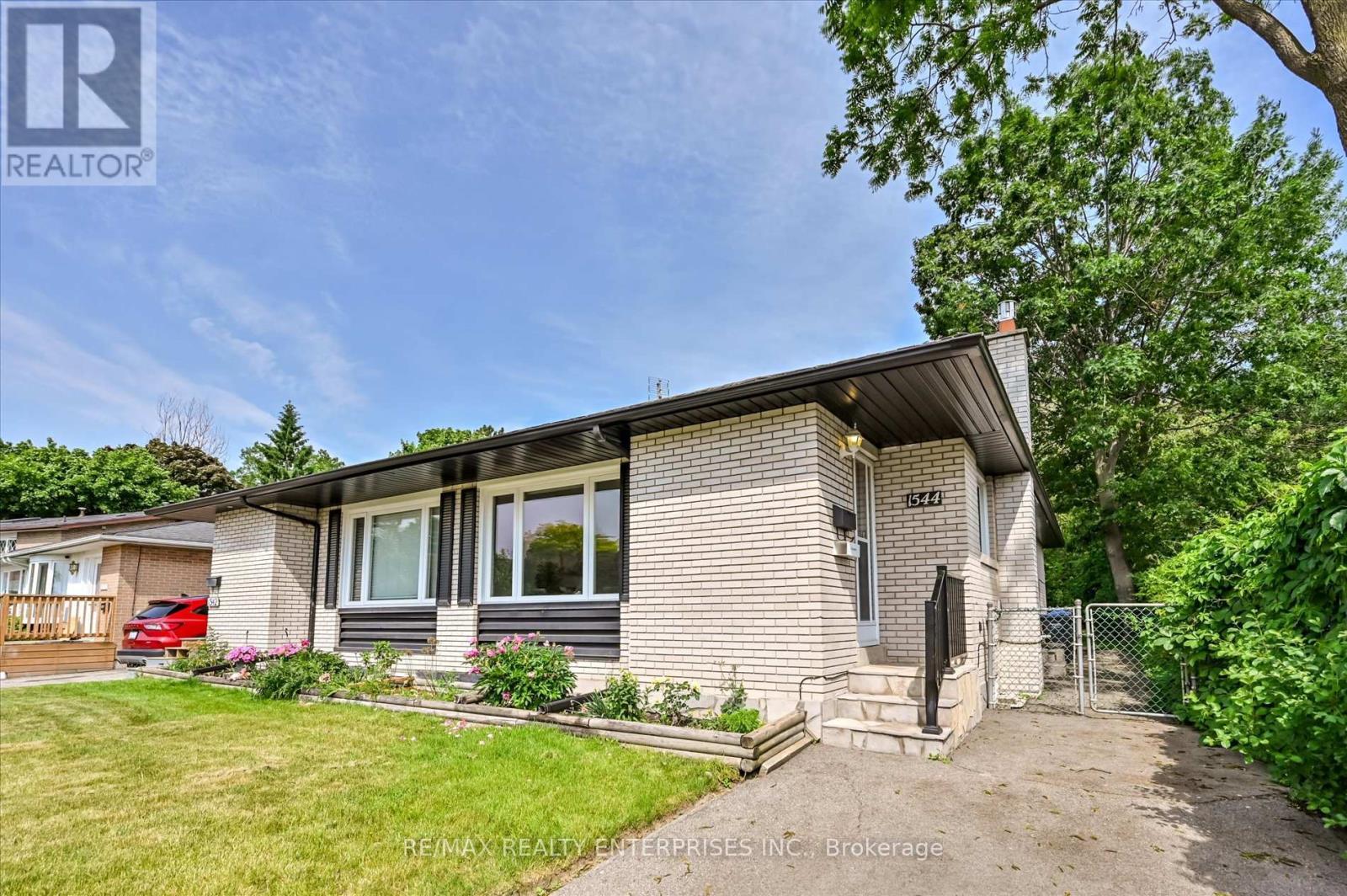 1544 Swanage Crescent, Mississauga, ON - Outdoor