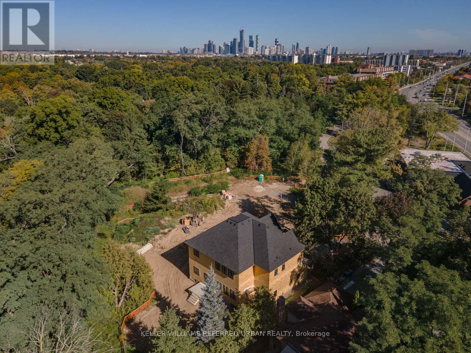 1429 Dundas Crescent, Mississauga, ON - Outdoor With View