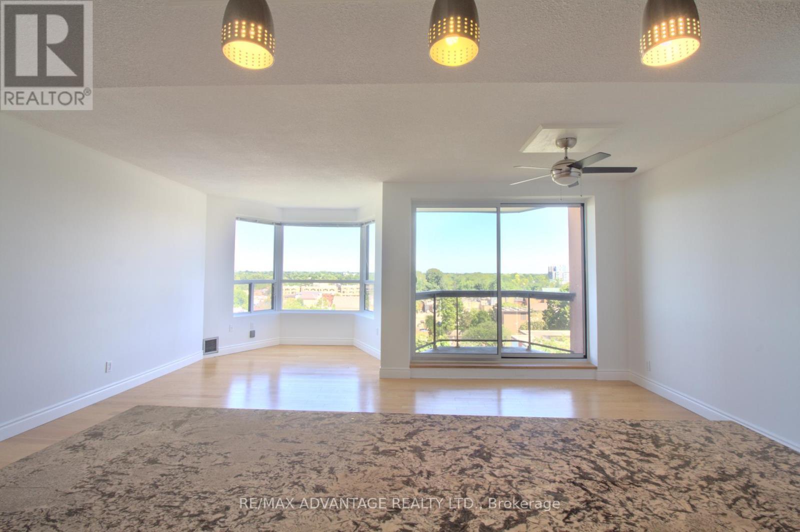 1004 - 600 Talbot Street, London East (East F), ON - Indoor Photo Showing Other Room