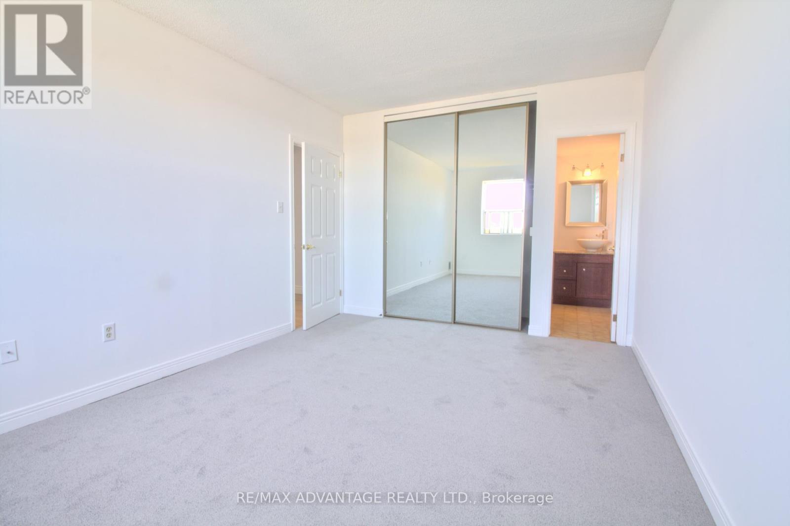 1004 - 600 Talbot Street, London East (East F), ON - Indoor Photo Showing Other Room