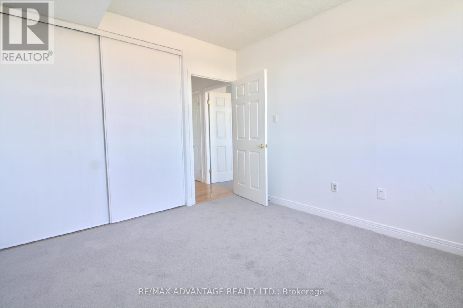 1004 - 600 Talbot Street, London East (East F), ON - Indoor Photo Showing Other Room