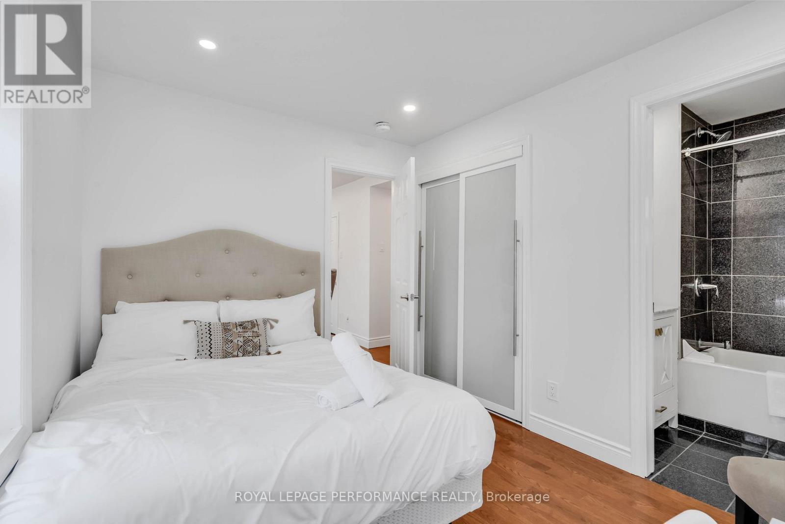 4 - 123 Pamilla Street, Ottawa, ON