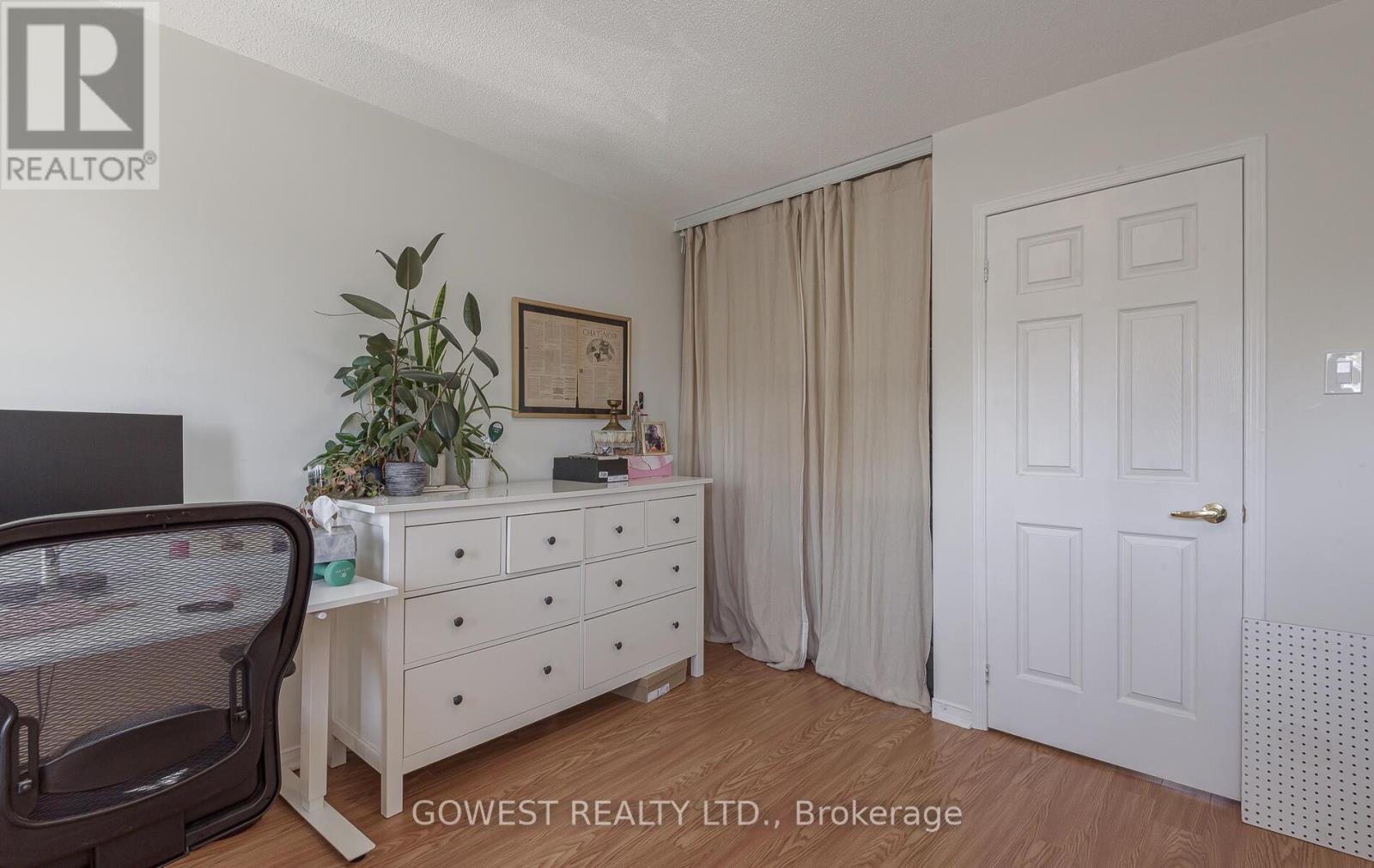 B - 1538 Dupont Street, Toronto, ON - Indoor