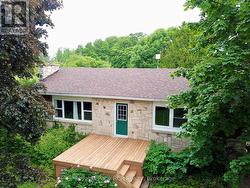 Very well maintained, low maintenance exterior. -