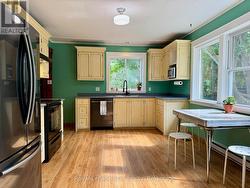 10.Newer modern appliances. -