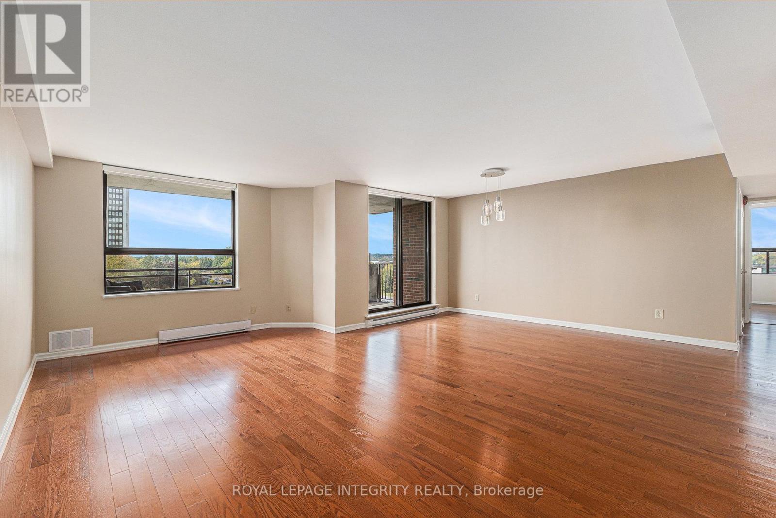 602 - 50 Emmerson Avenue, Ottawa, ON - Indoor Photo Showing Other Room
