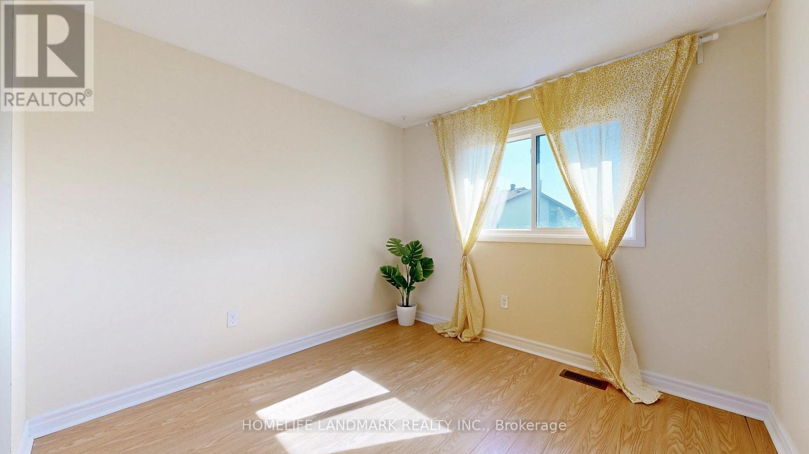 19 Fundy Bay Boulevard, Toronto, ON - Indoor Photo Showing Other Room