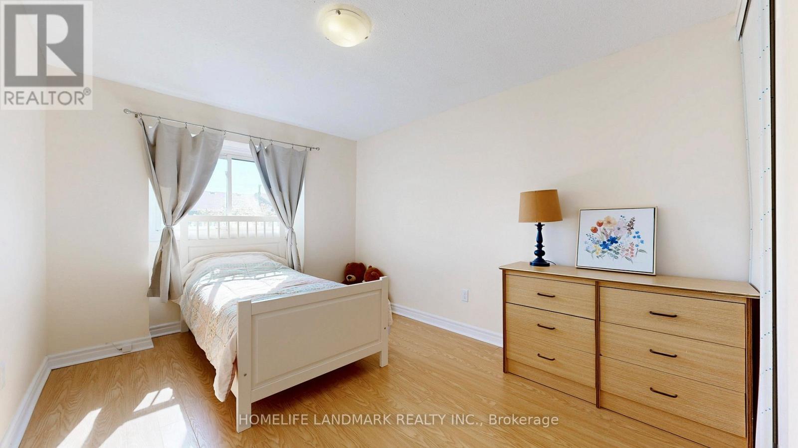 19 Fundy Bay Boulevard, Toronto, ON - Indoor Photo Showing Bedroom