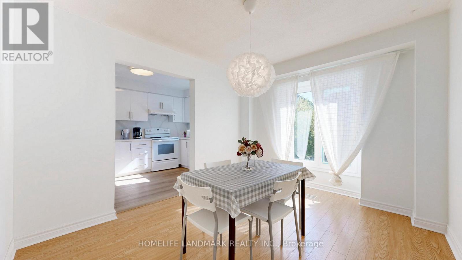 19 Fundy Bay Boulevard, Toronto, ON - Indoor Photo Showing Dining Room