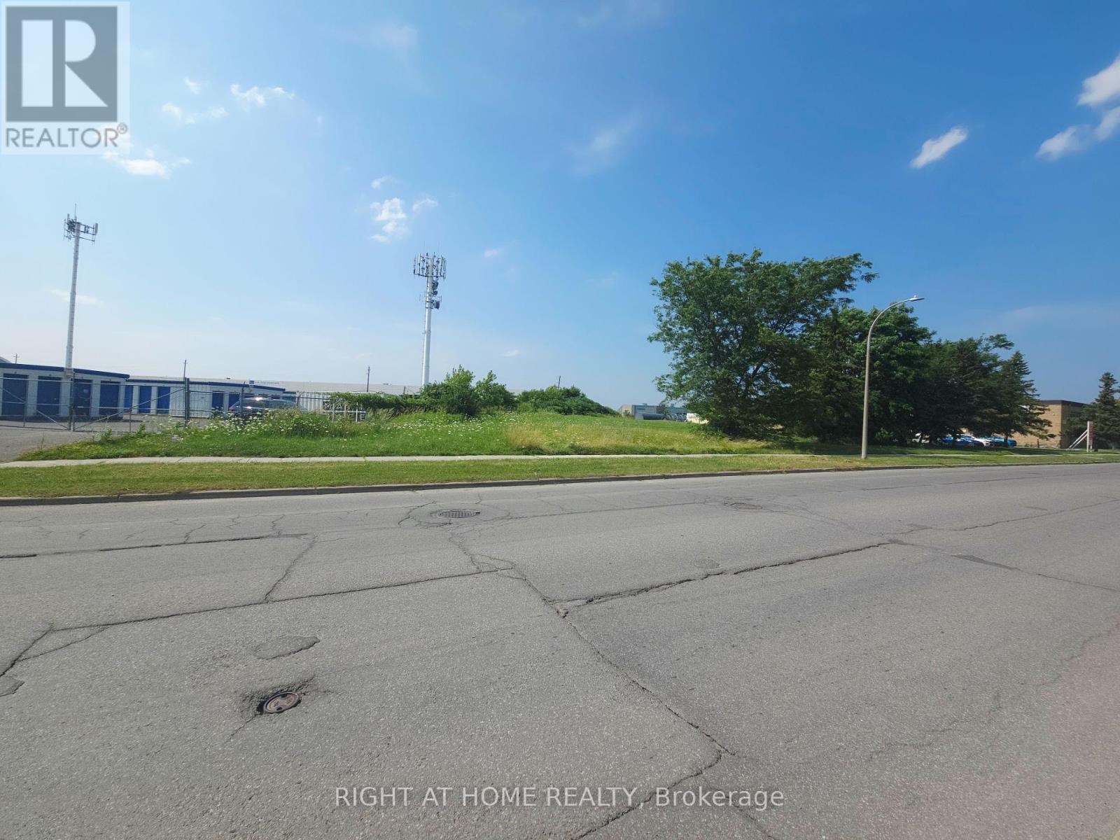 Front - 5351 Canotek Road, Ottawa, ON