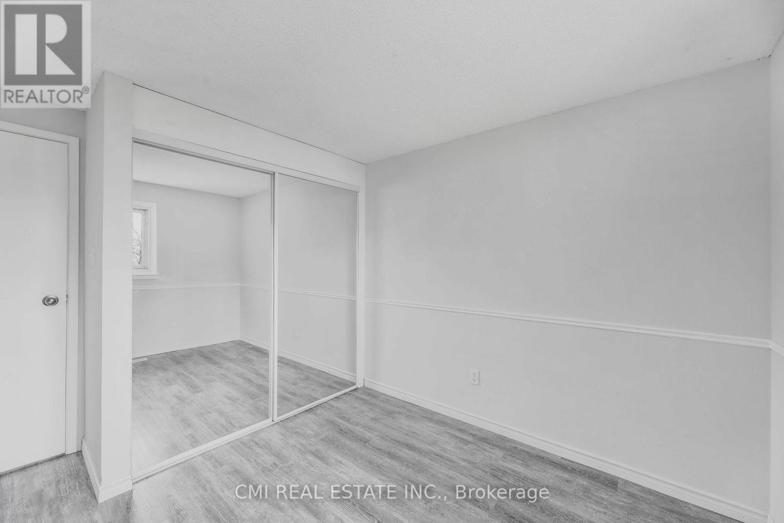 17 Maplestone Avenue, Sarnia, ON - Indoor Photo Showing Other Room