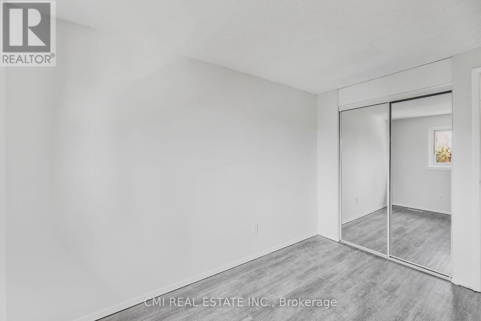 17 Maplestone Avenue, Sarnia, ON - Indoor Photo Showing Other Room