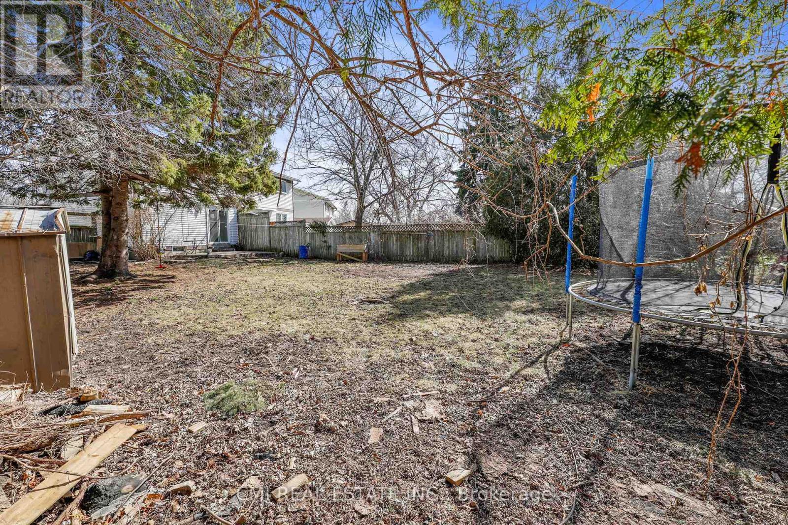 17 Maplestone Avenue, Sarnia, ON - Outdoor