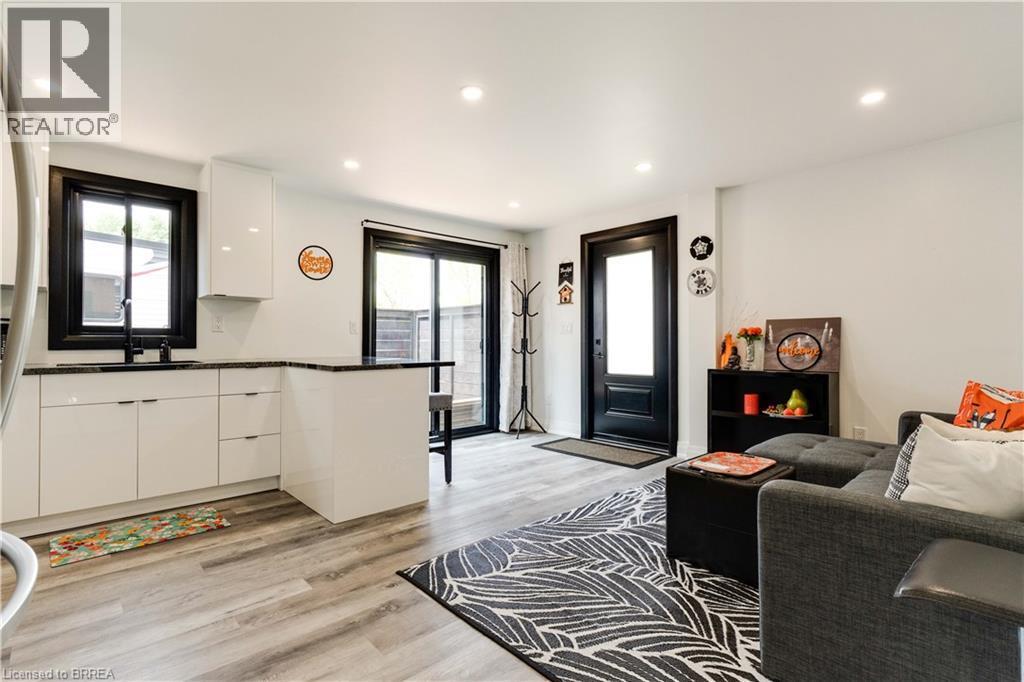 99 Fourth Concession Road Unit# 4, Burford, ON - Indoor