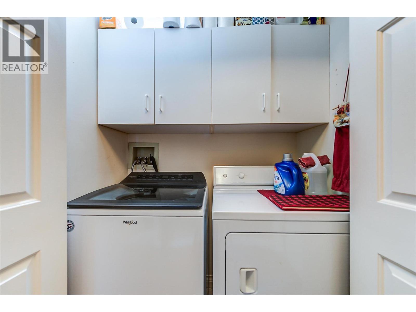 3815 Brown Road Unit# 307, West Kelowna, BC - Indoor Photo Showing Laundry Room