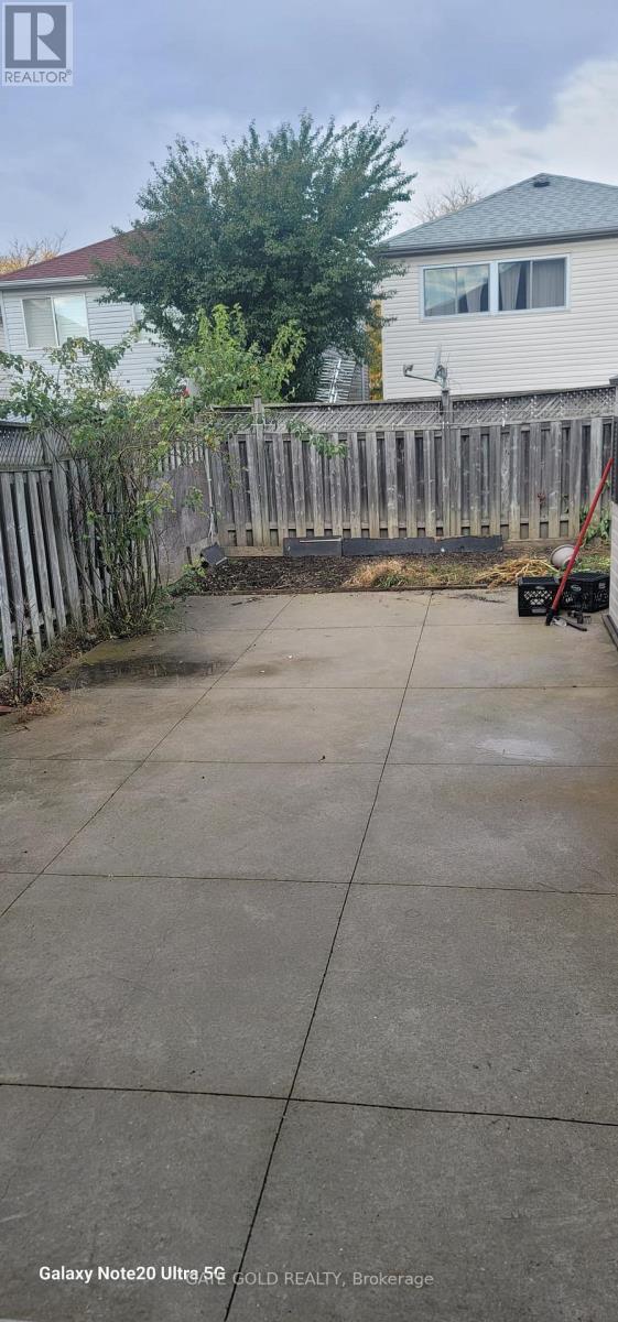 22 Oatfield Road, Brampton, ON - Outdoor