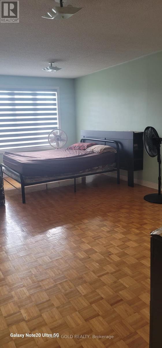 22 Oatfield Road, Brampton, ON - Indoor Photo Showing Other Room