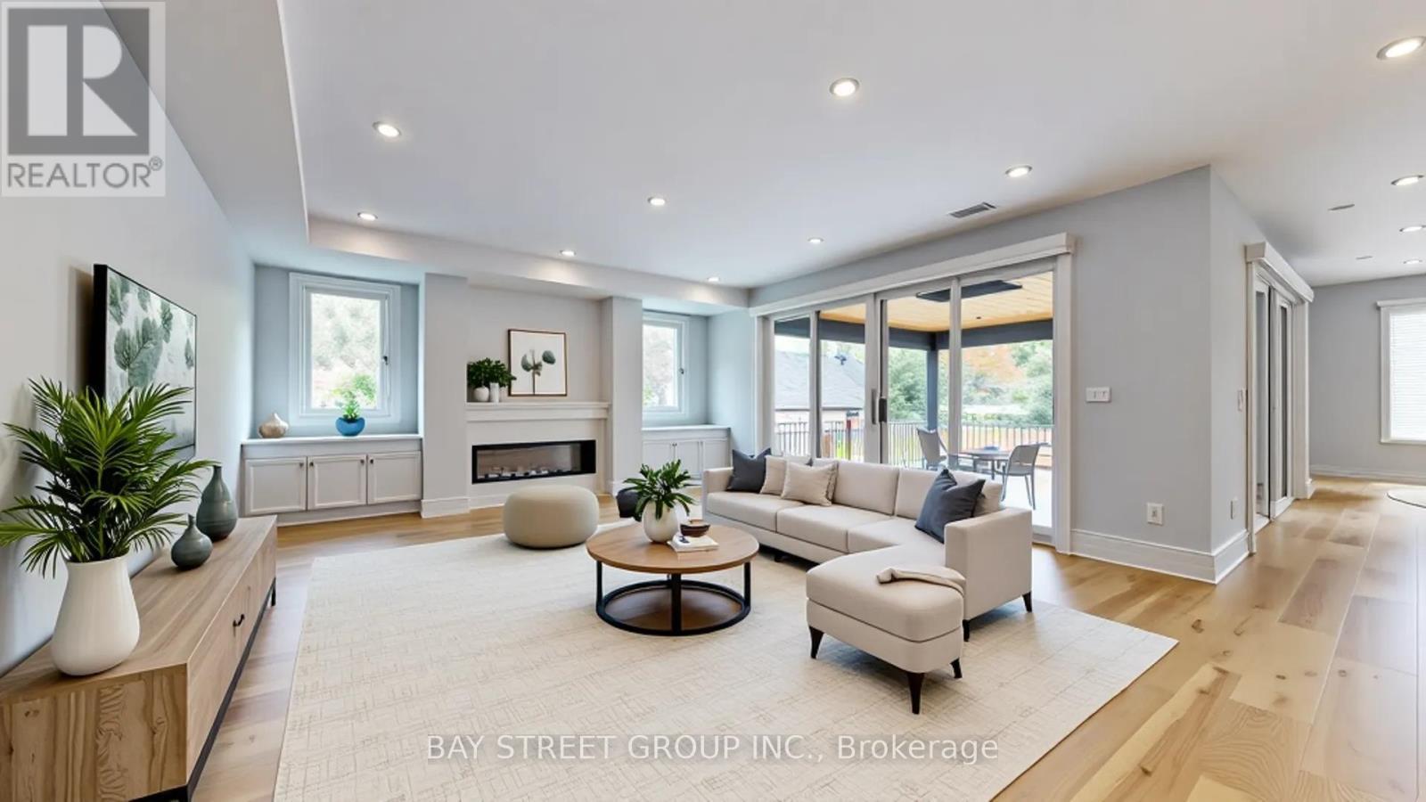 virtual staging - 2267 Fifth Line W, Mississauga, ON - Indoor Photo Showing Living Room With Fireplace