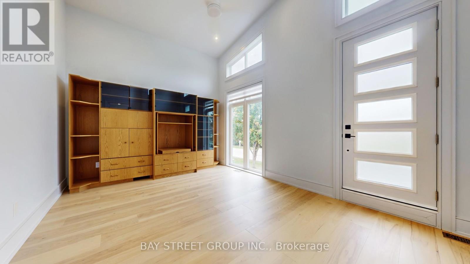 2267 Fifth Line W, Mississauga, ON - Indoor Photo Showing Other Room