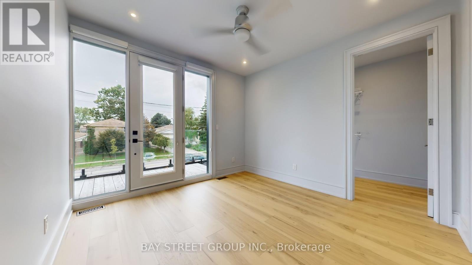 2267 Fifth Line W, Mississauga, ON - Indoor Photo Showing Other Room