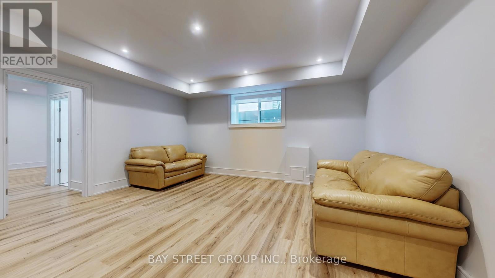 2267 Fifth Line W, Mississauga, ON - Indoor