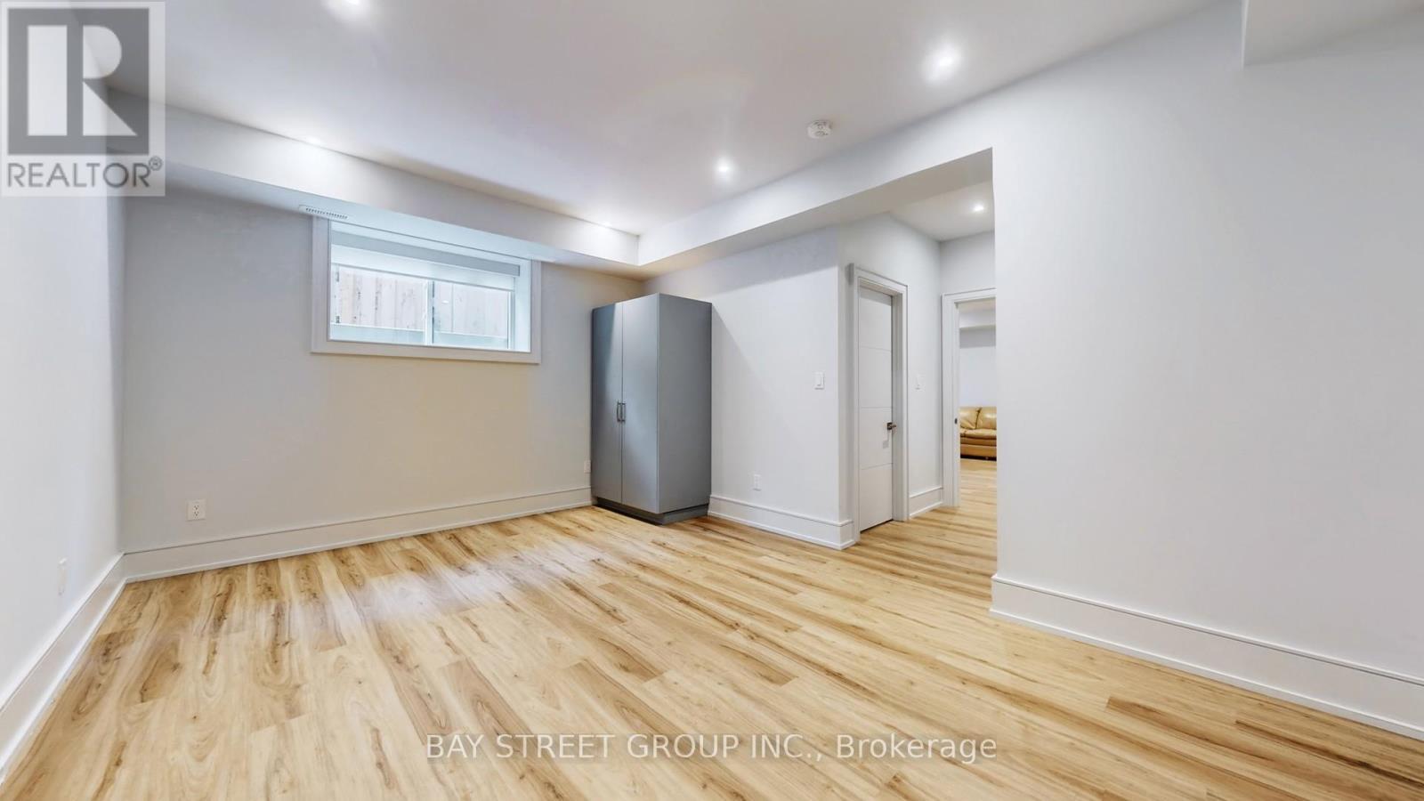 2267 Fifth Line W, Mississauga, ON - Indoor Photo Showing Other Room