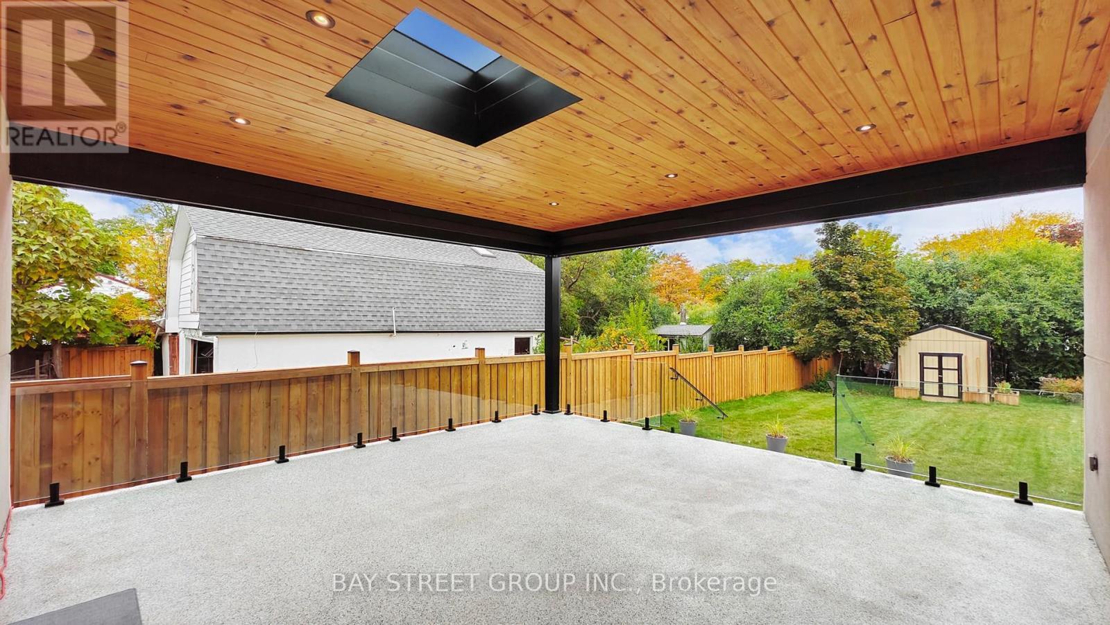 2267 Fifth Line W, Mississauga, ON - Outdoor With Deck Patio Veranda