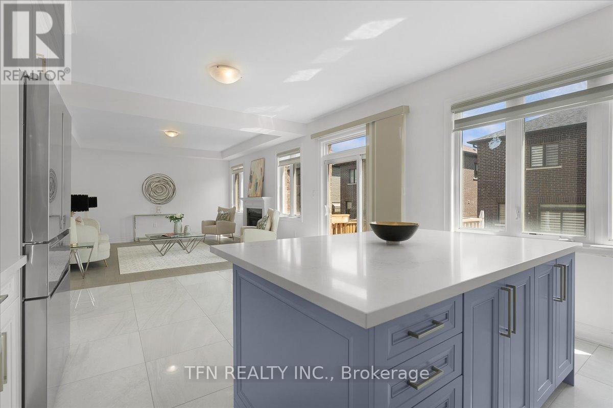 134 Granite Ridge Trail, Hamilton, ON - Indoor