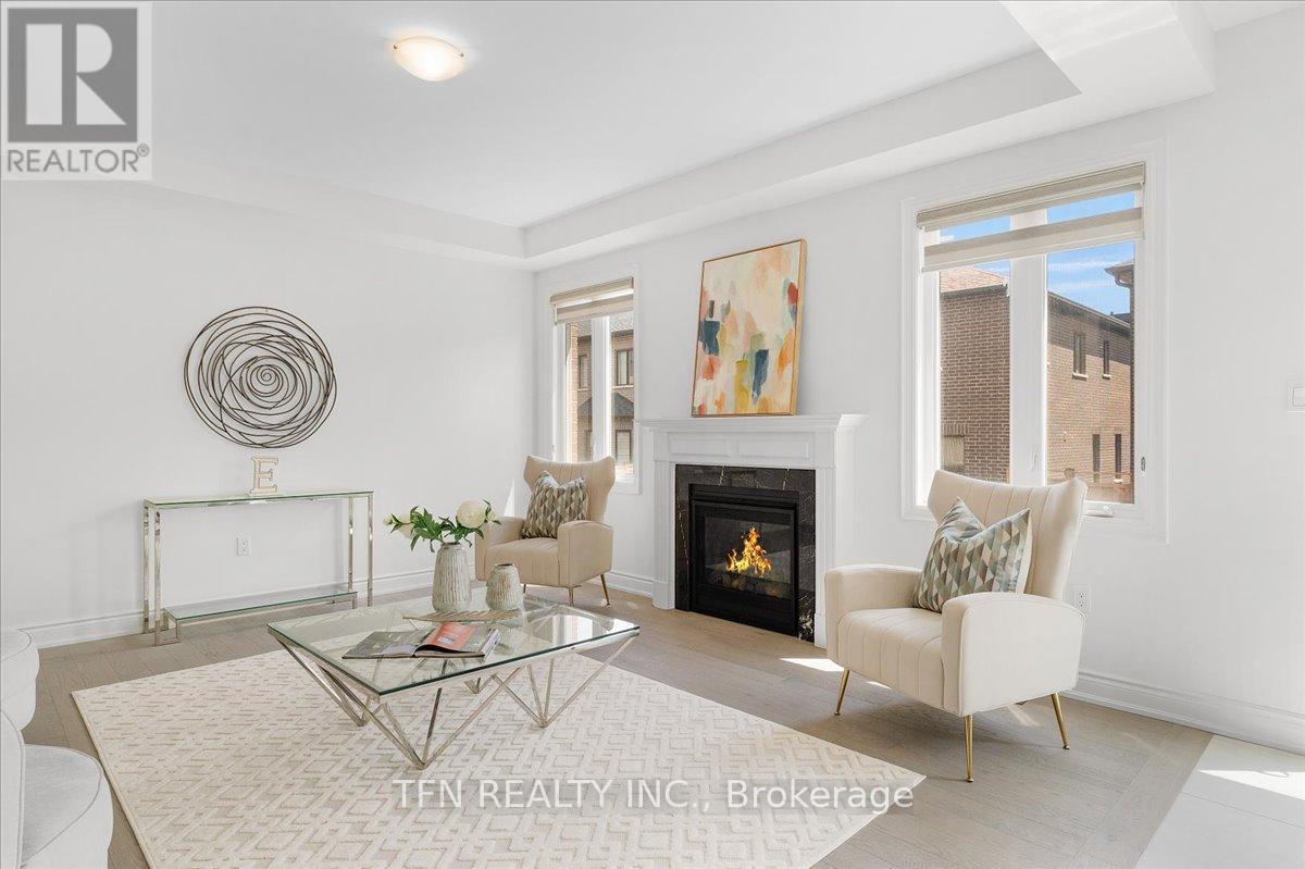 134 Granite Ridge Trail, Hamilton, ON - Indoor Photo Showing Living Room With Fireplace