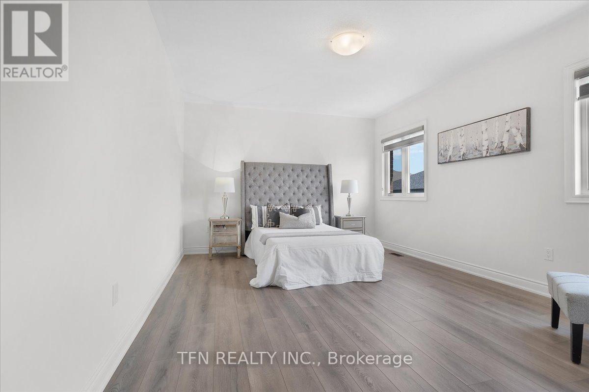 134 Granite Ridge Trail, Hamilton, ON - Indoor Photo Showing Bedroom