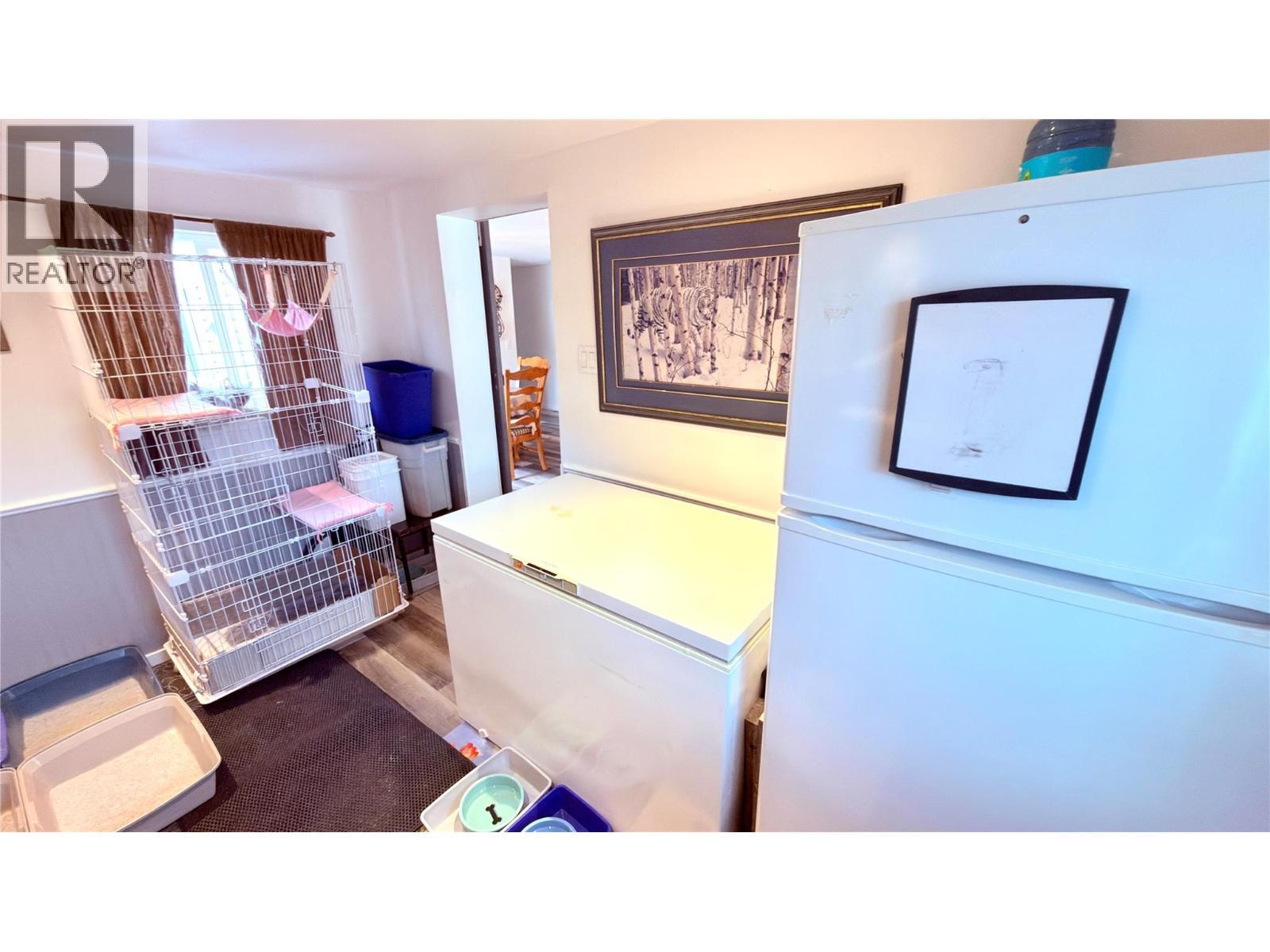 925 Thirteenth Avenue Unit# 3, Midway, BC