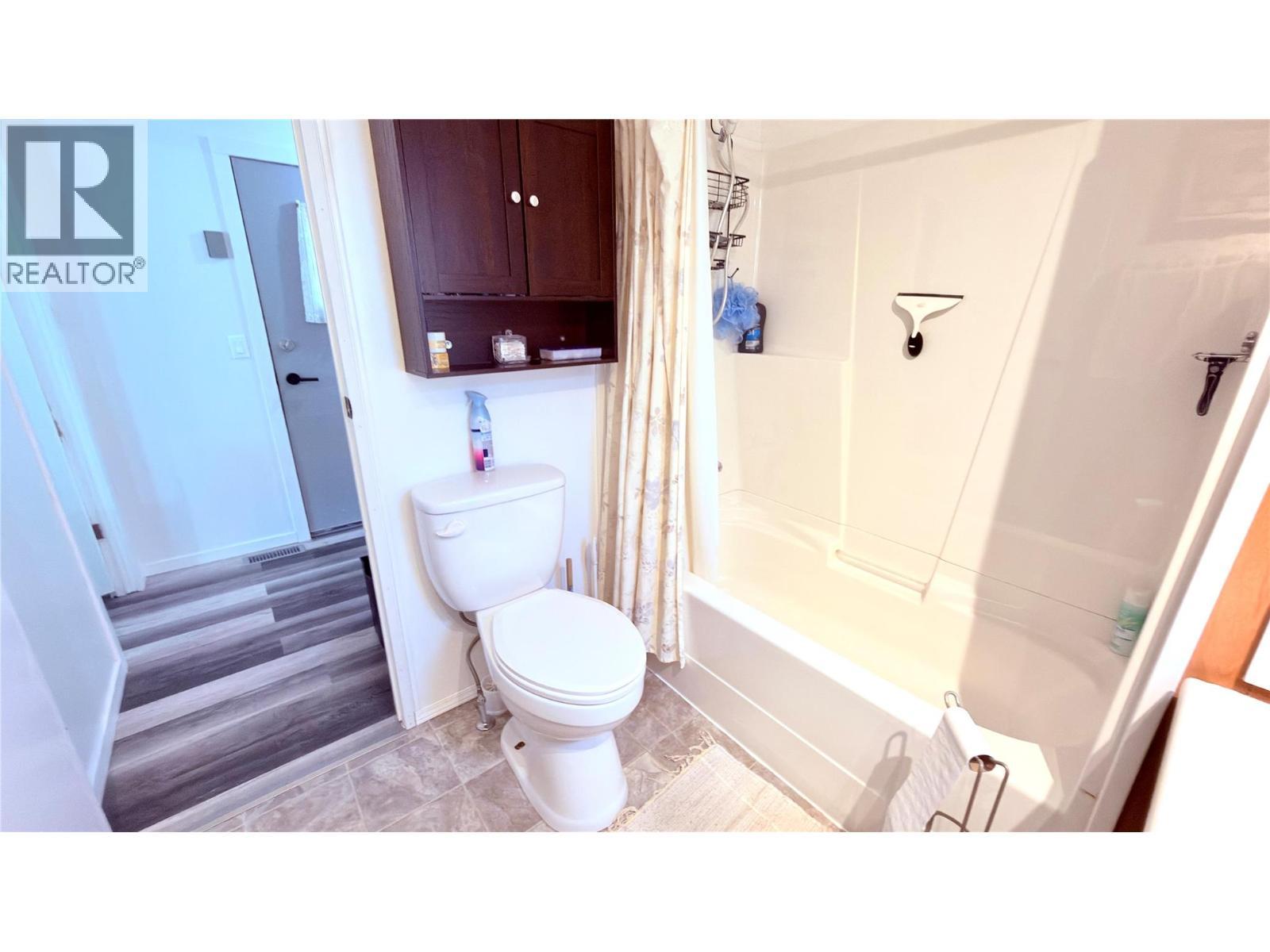 925 Thirteenth Avenue Unit# 3, Midway, BC