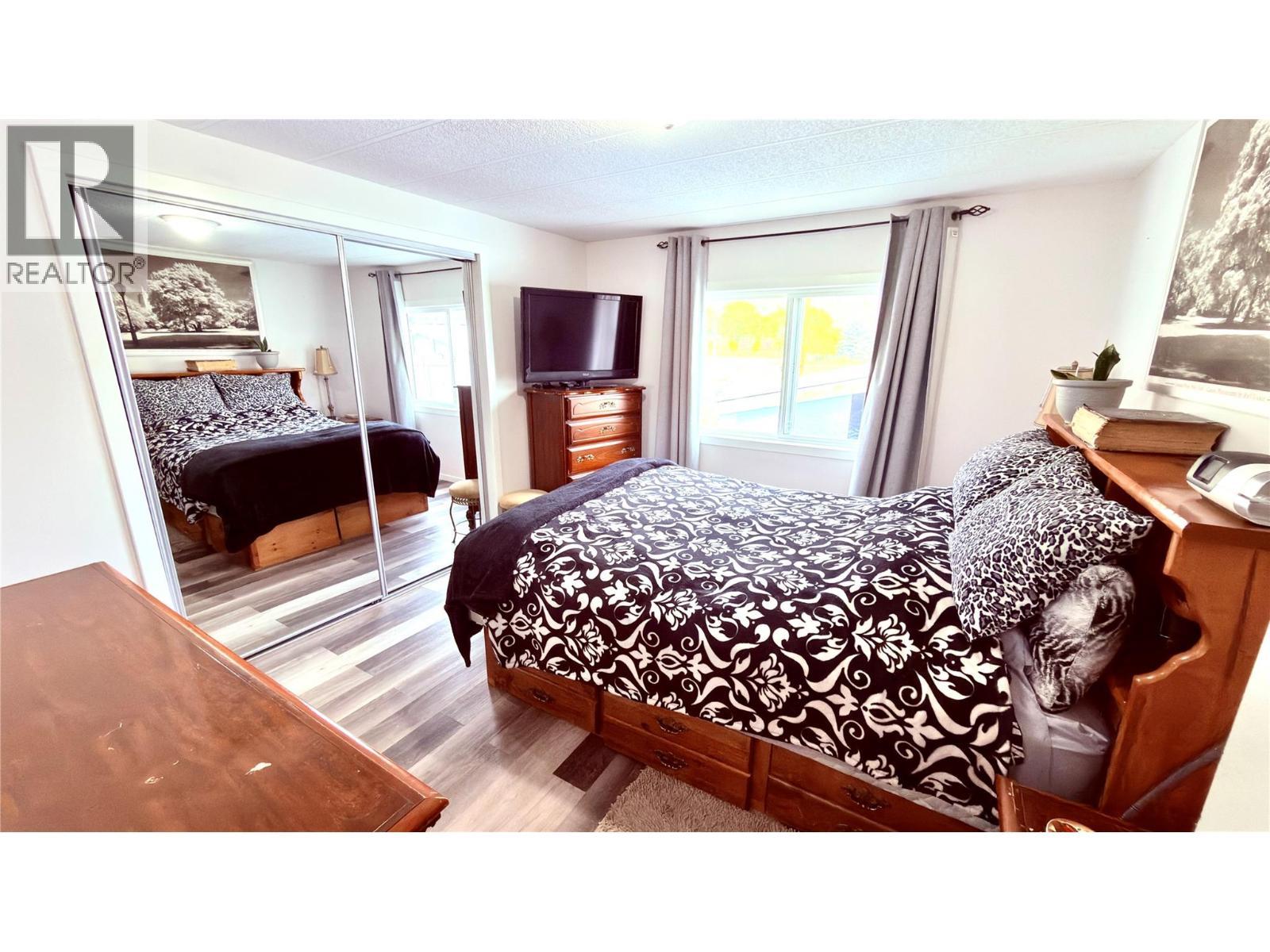 925 Thirteenth Avenue Unit# 3, Midway, BC