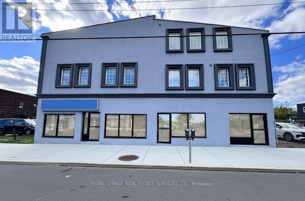 1068 Barton Street E, Hamilton, ON