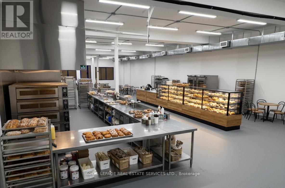 Virtually Staged - 1068 Barton Street E, Hamilton, ON