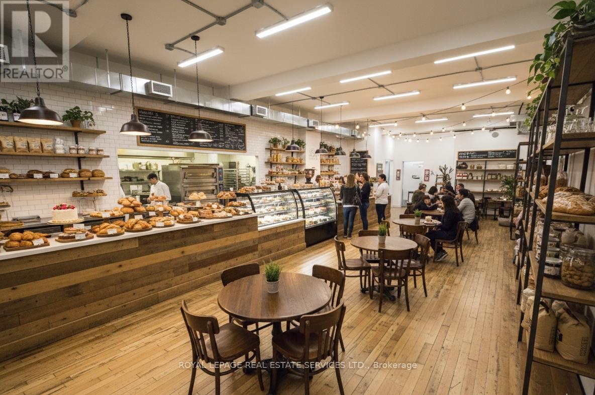 Virtually Staged - 1068 Barton Street E, Hamilton, ON