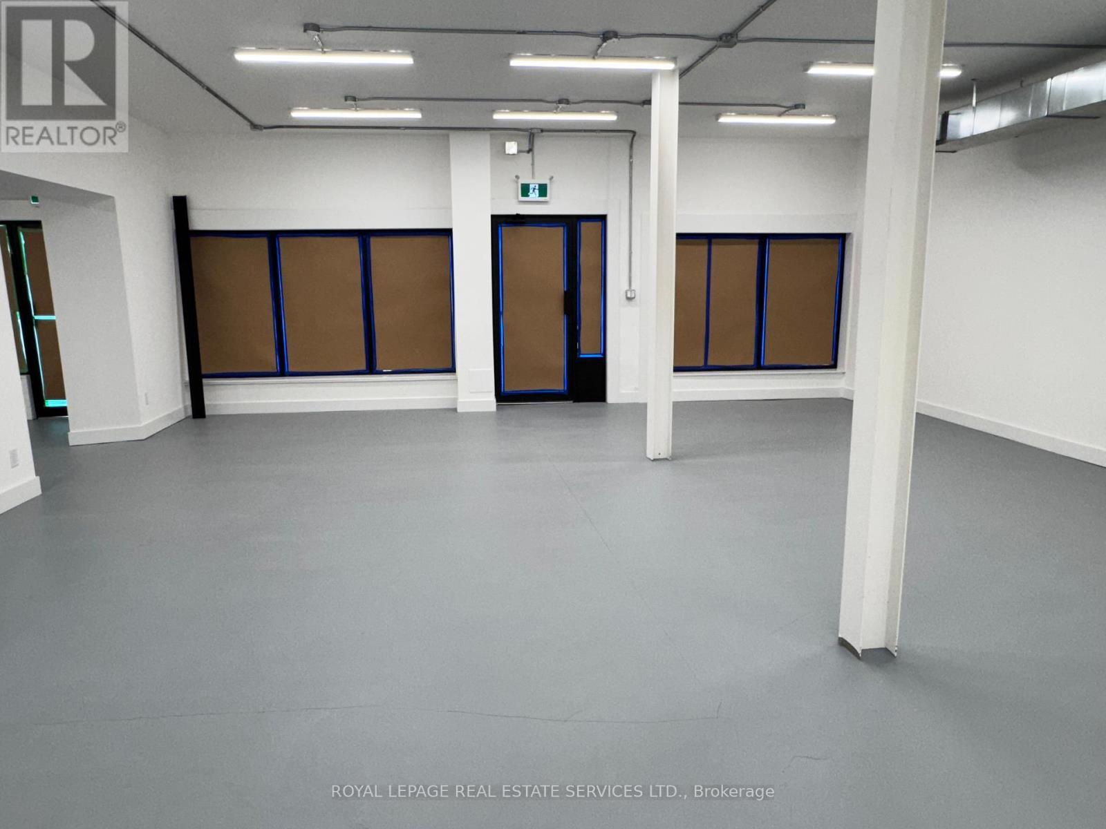 1068 Barton Street E, Hamilton, ON