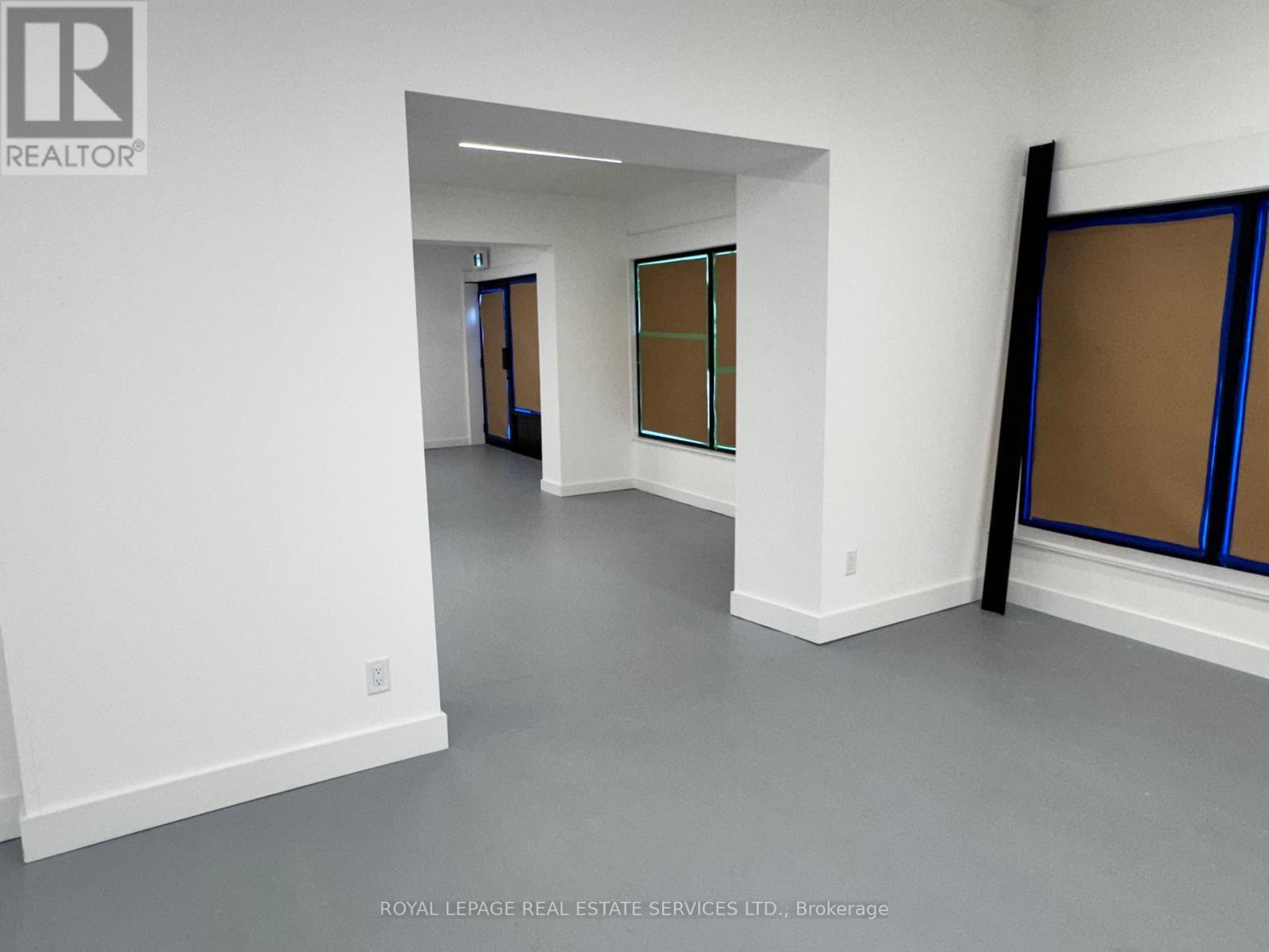 1068 Barton Street E, Hamilton, ON