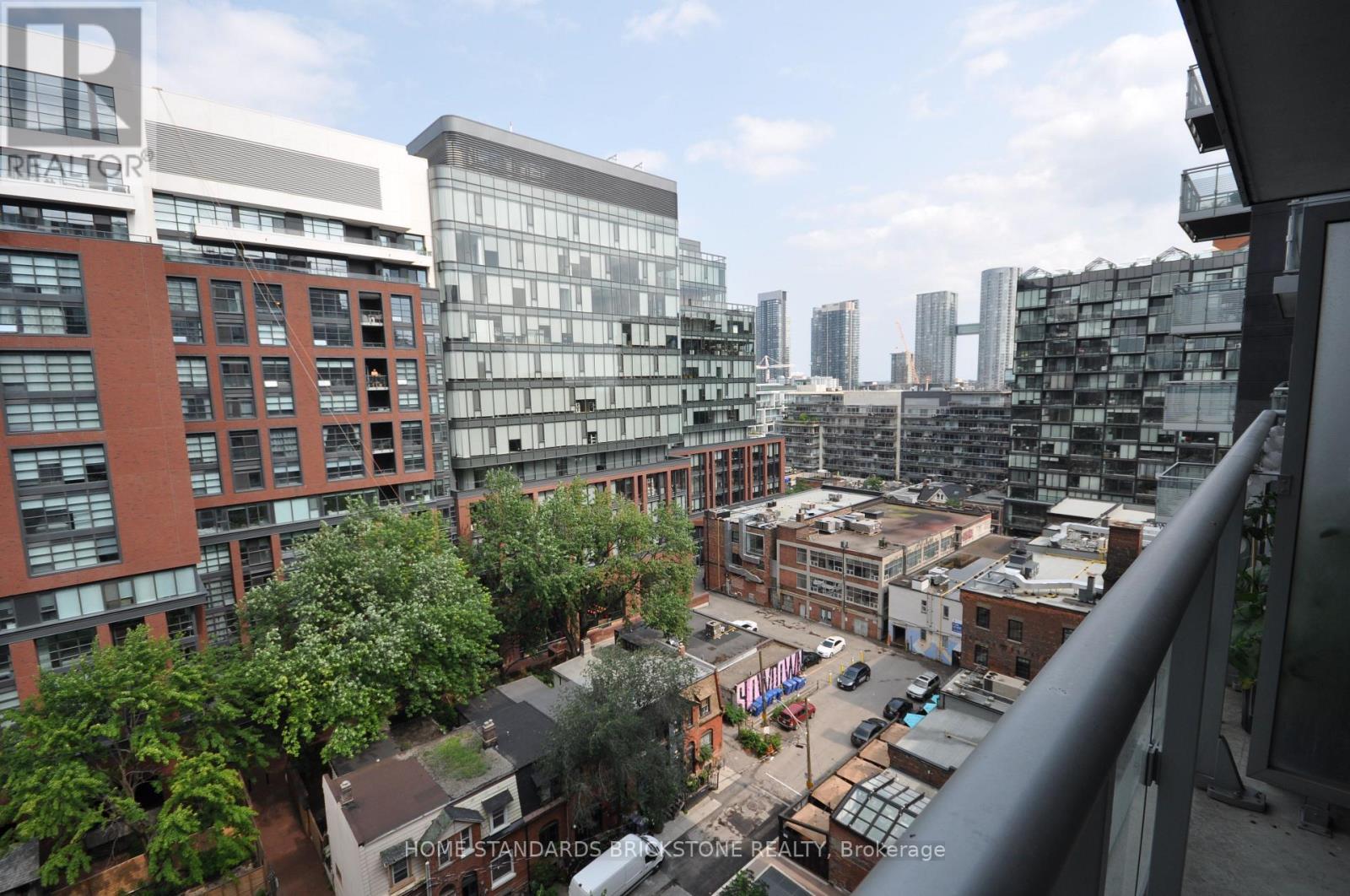 1221 - 525 Adelaide Street W, Toronto, ON - Outdoor