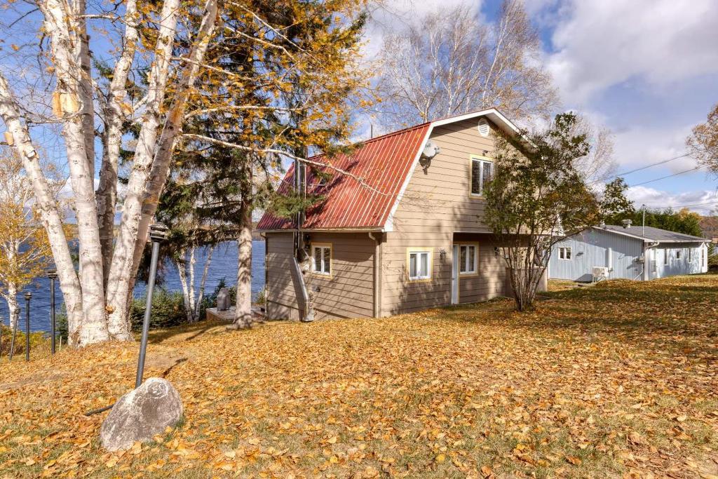 - 111 Ch. Vézina, Saint-Michel-Des-Saints, QC - Outdoor