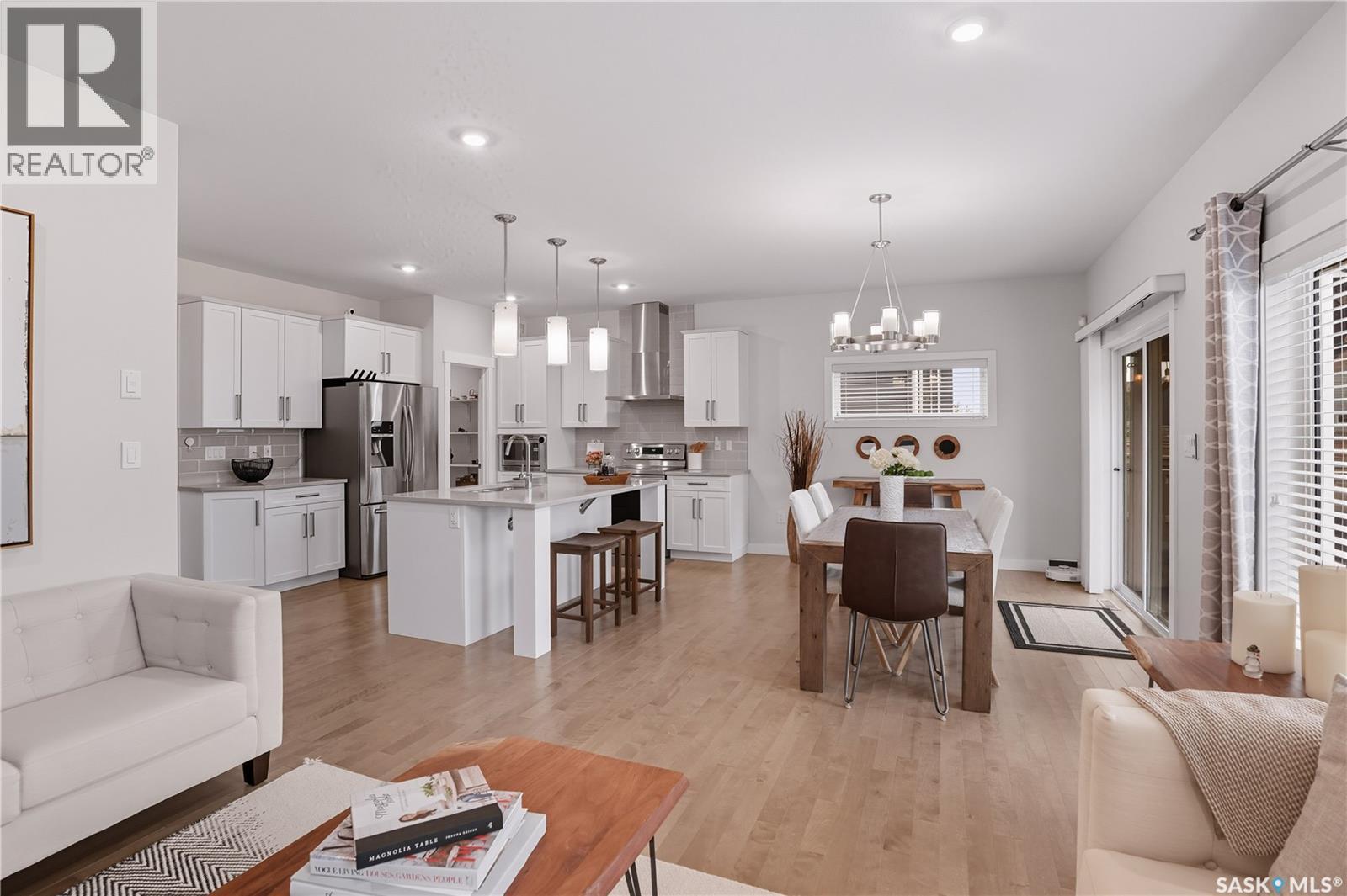 303 Dagnone Crescent, Saskatoon, SK - Indoor