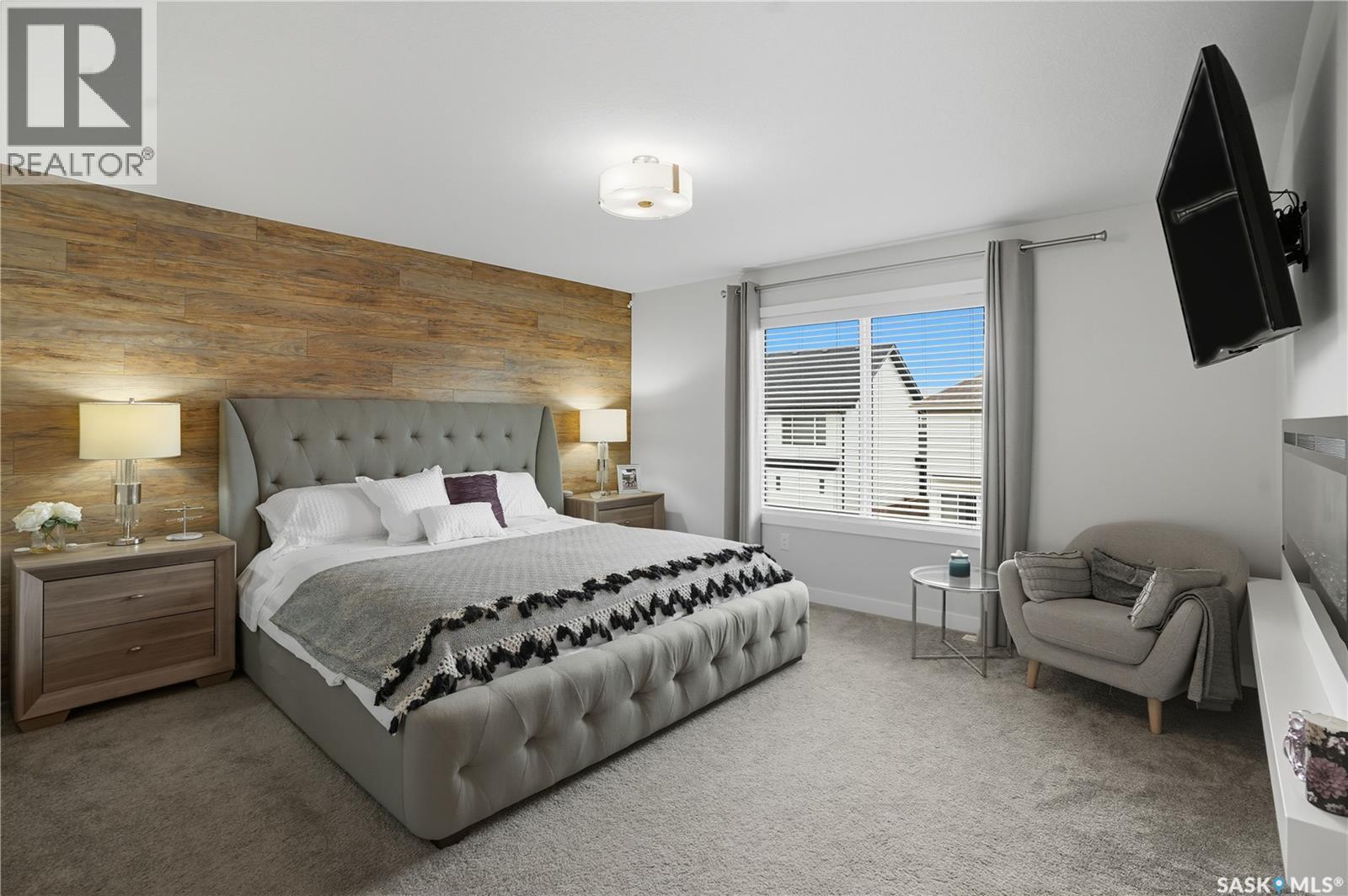 303 Dagnone Crescent, Saskatoon, SK - Indoor Photo Showing Bedroom